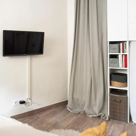 Apartment Comfortable Studio With Wifi In The Heart Of *